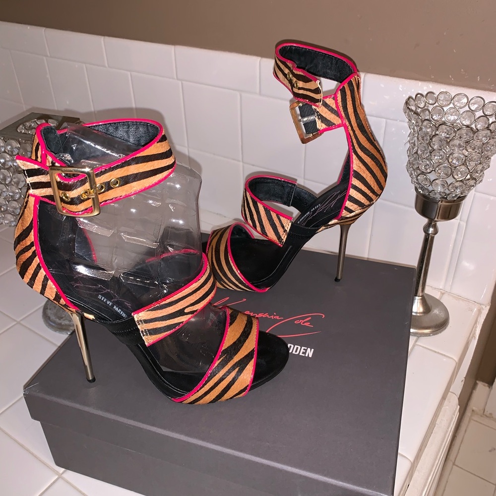Keyshia Cole by Steve Madden